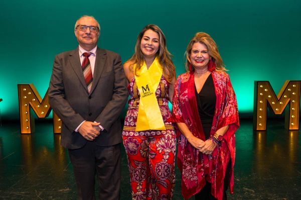 homenaje-nuevos-especialistas-2025-medicoslaspalmas-117B23AADE-3B0B-8A0B-8BFA-A4EE63EA5841.jpg