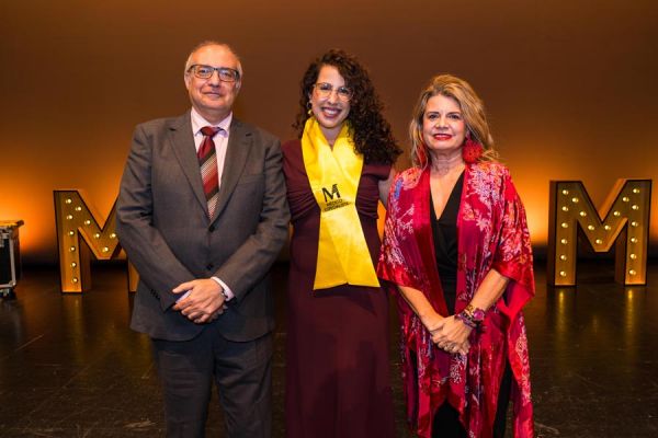 homenaje-nuevos-especialistas-2025-medicoslaspalmas-157C668778-E75F-7B27-0021-EED025185159.jpg